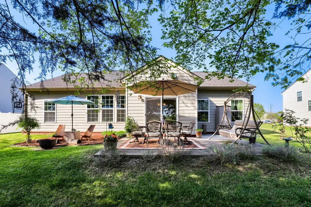 2432 Parkwood Drive Murfreesboro TN 37128