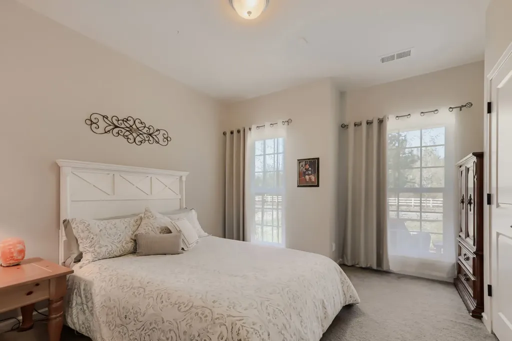 2432 Parkwood Drive Murfreesboro TN 37128