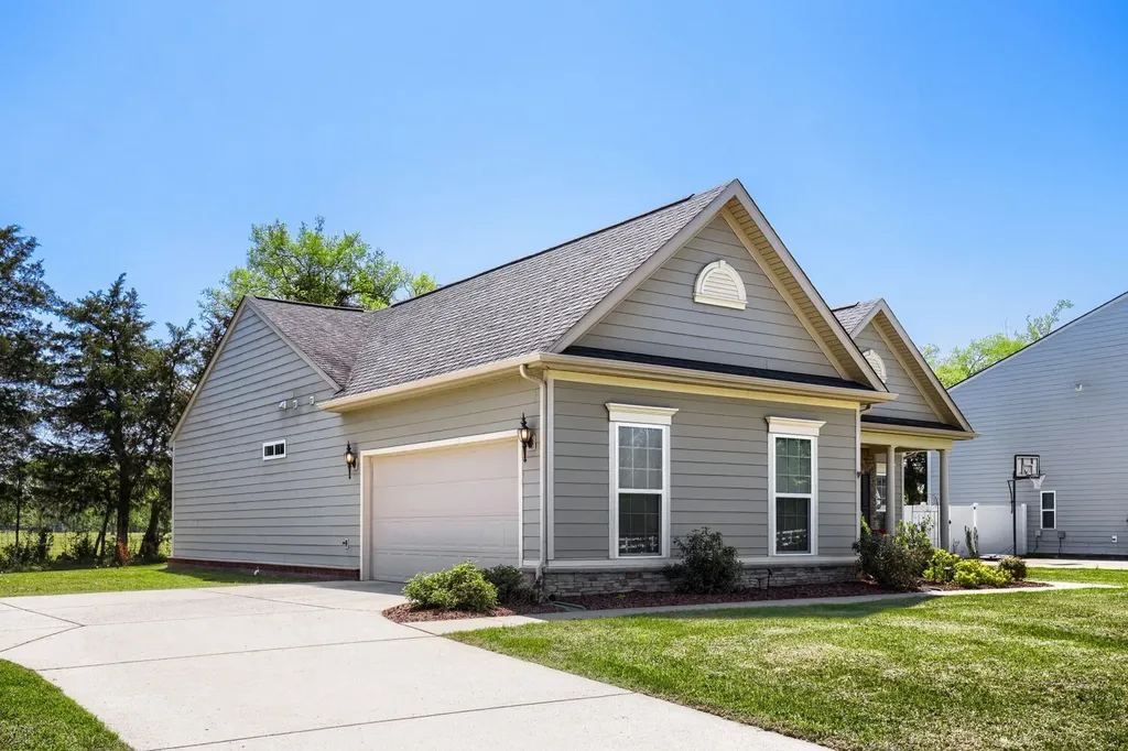 2432 Parkwood Drive Murfreesboro TN 37128