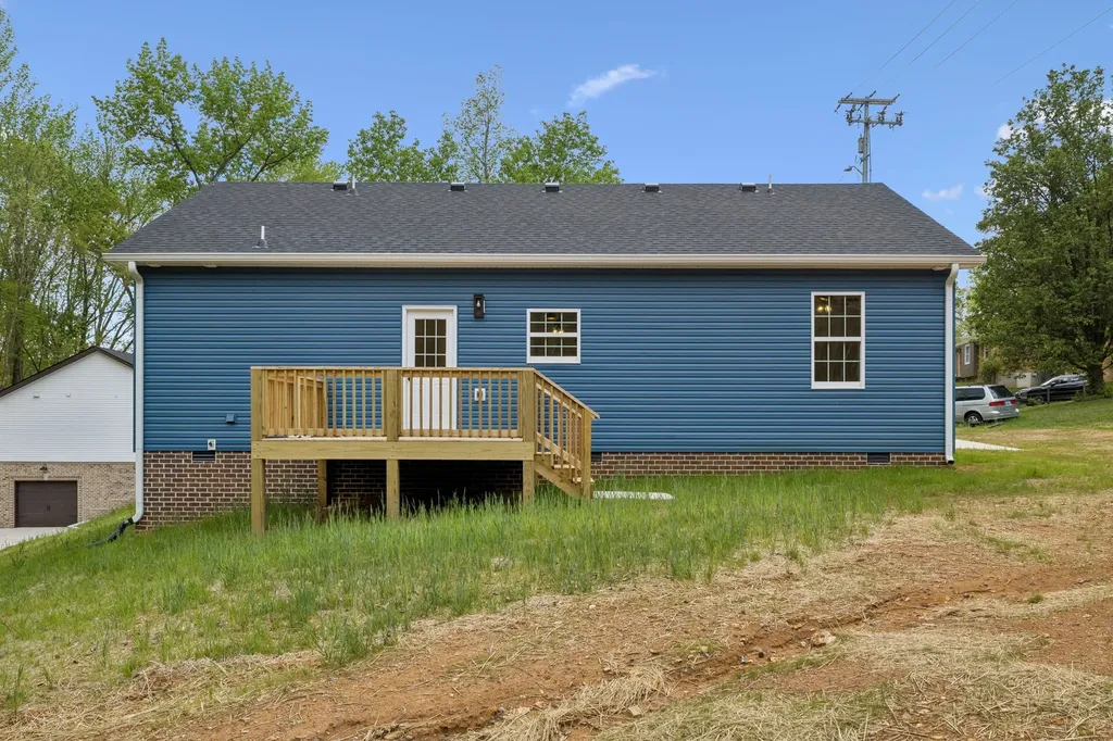 613 Hill Road Clarksville TN 37040