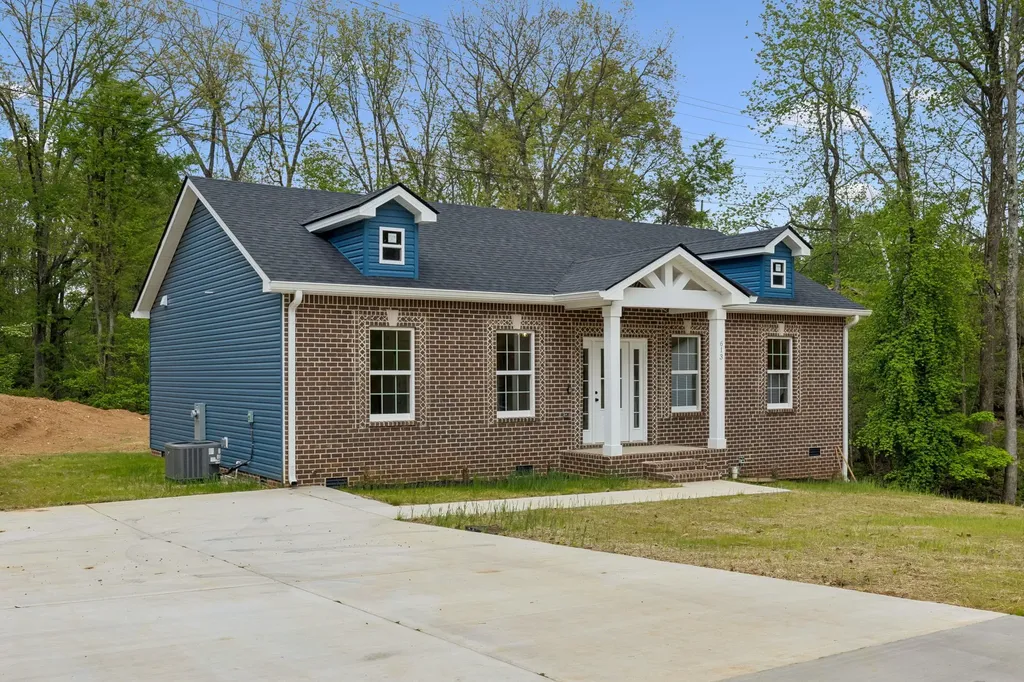 613 Hill Road Clarksville TN 37040