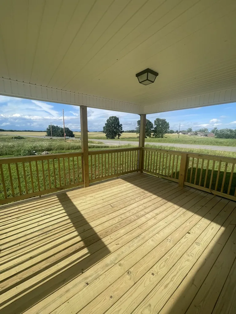 100 Donald Drive Lafayette TN 37083