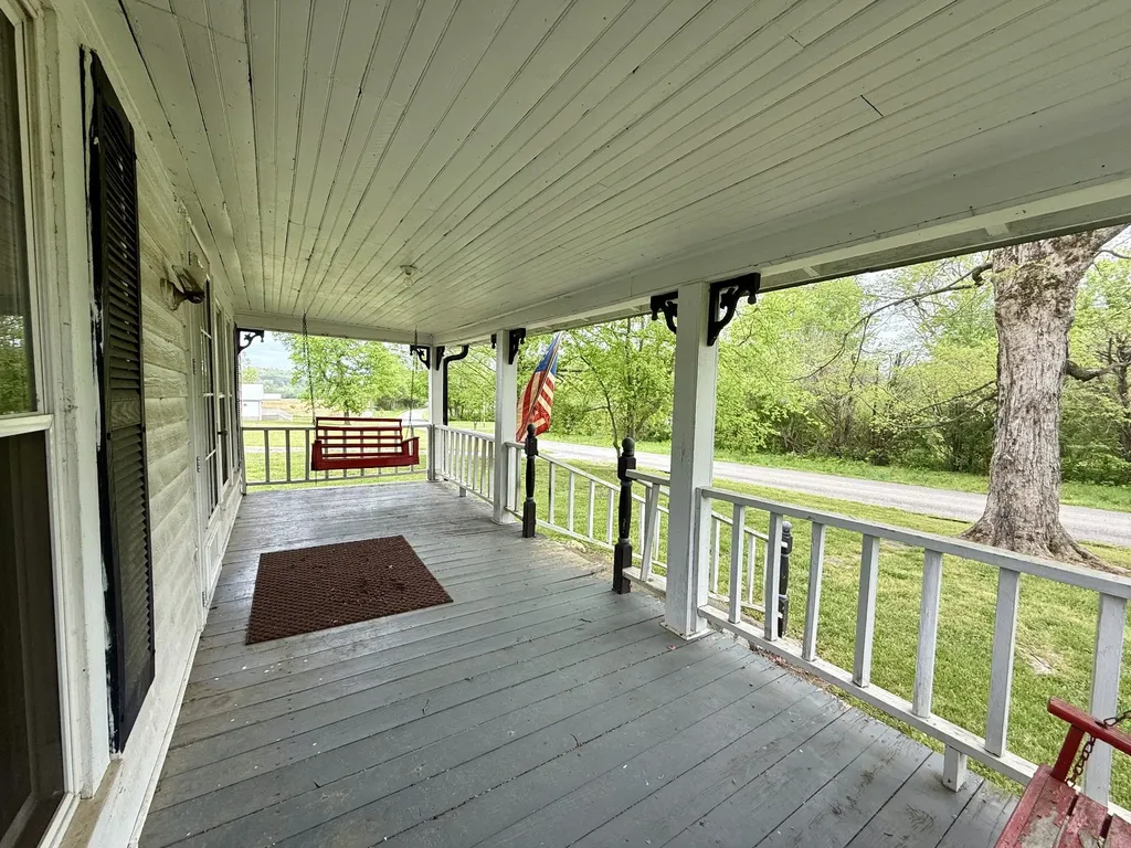 2114 Edgewood Road Dickson TN 37055