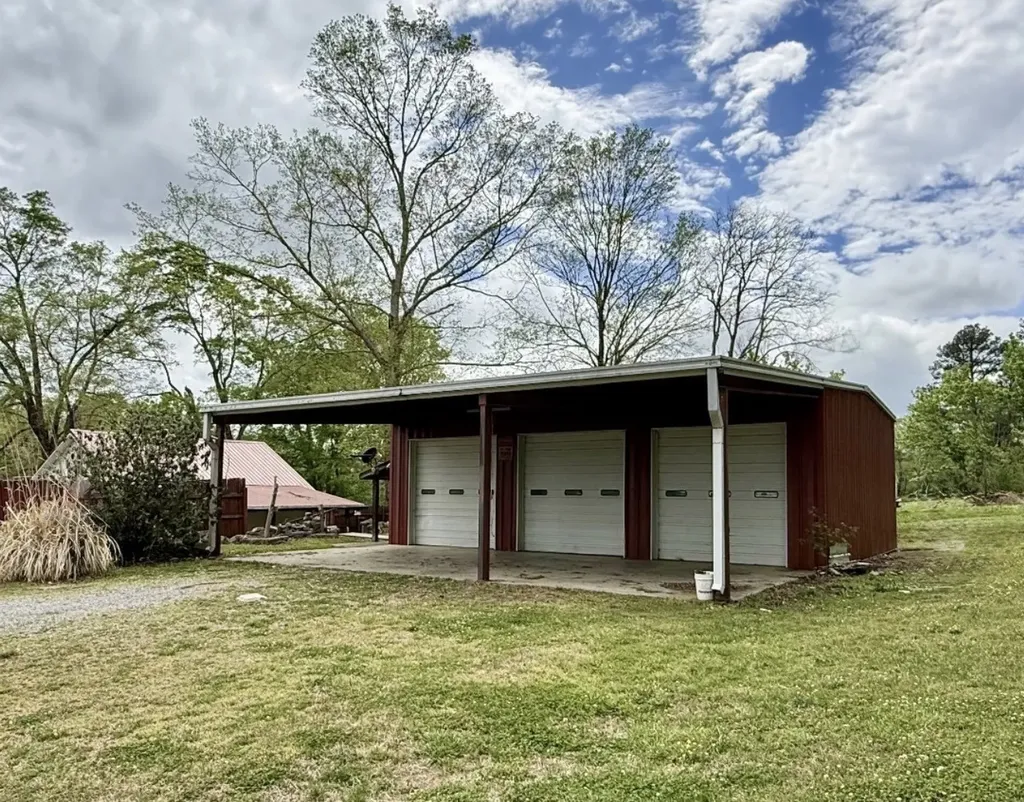 2114 Edgewood Road Dickson TN 37055