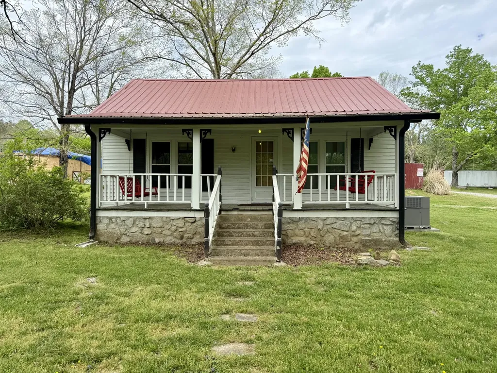 2114 Edgewood Road Dickson TN 37055