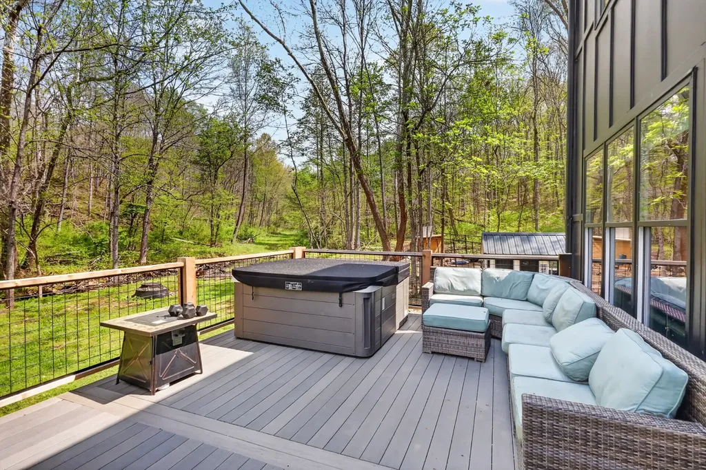 7345 Sugar Camp Drive Greenbrier TN 37073