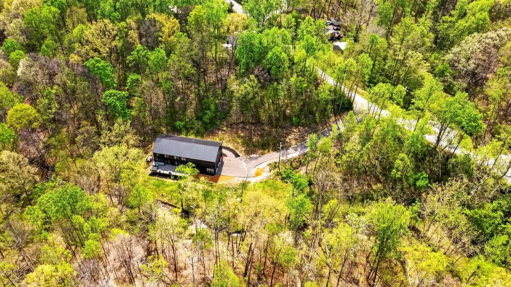 7345 Sugar Camp Drive Greenbrier TN 37073