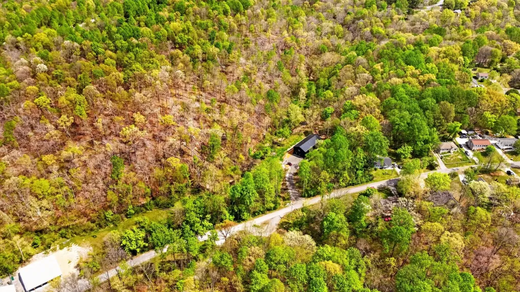 7345 Sugar Camp Drive Greenbrier TN 37073