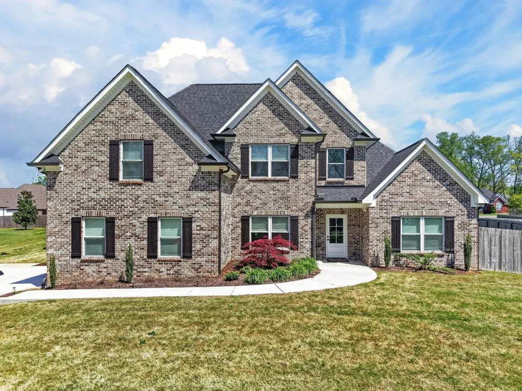 27 Hancock Road Fayetteville TN 37334