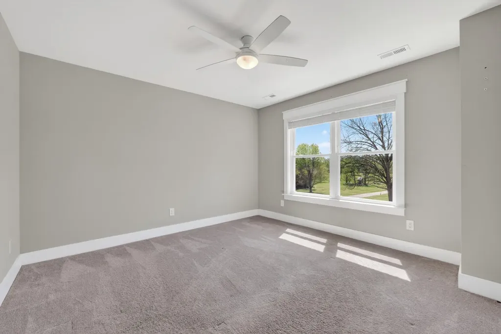 27 Hancock Road Fayetteville TN 37334