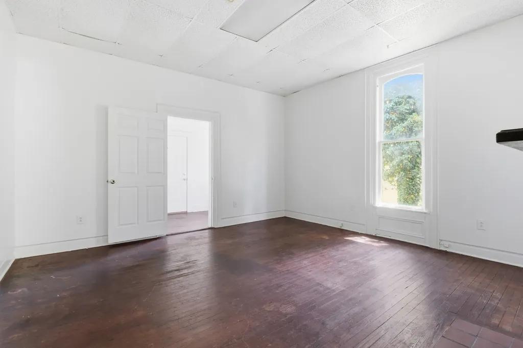 211 SE Atlantic Street Tullahoma TN 37388