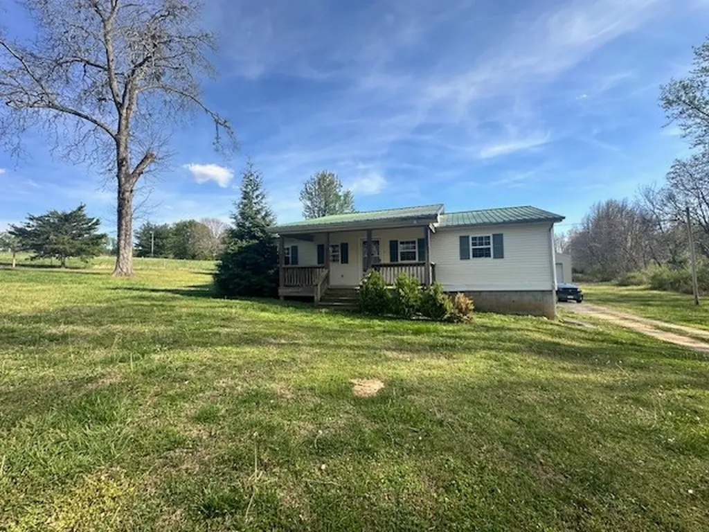 1191 Swan Mill Road Morrison TN 37357