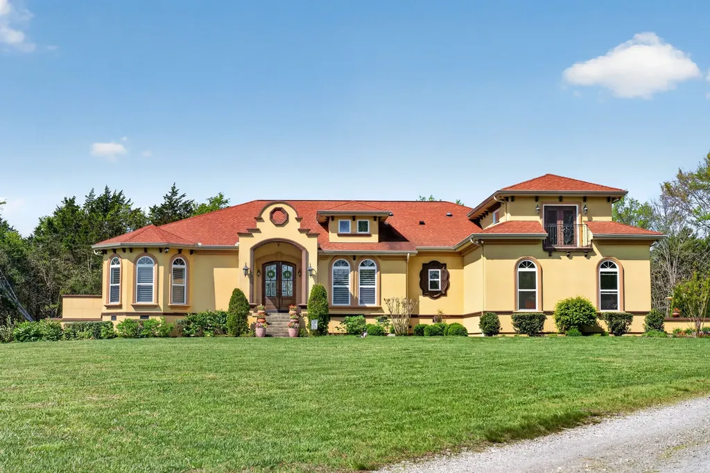 228 Weaver Road Lebanon TN 37090
