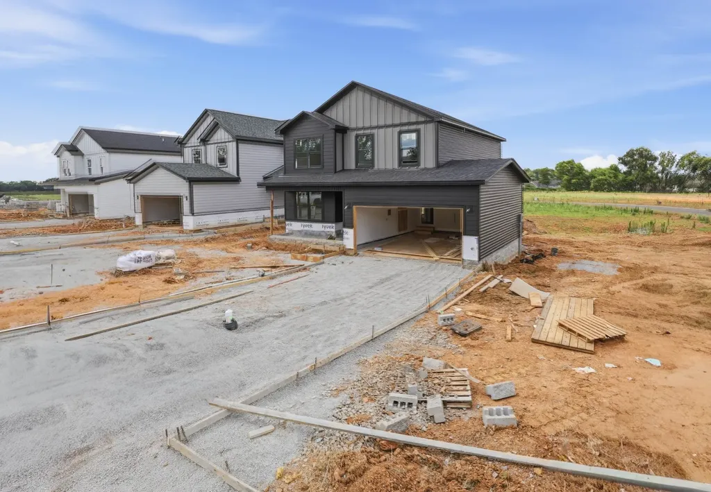 2812 Brewster Drive Clarksville TN 37042