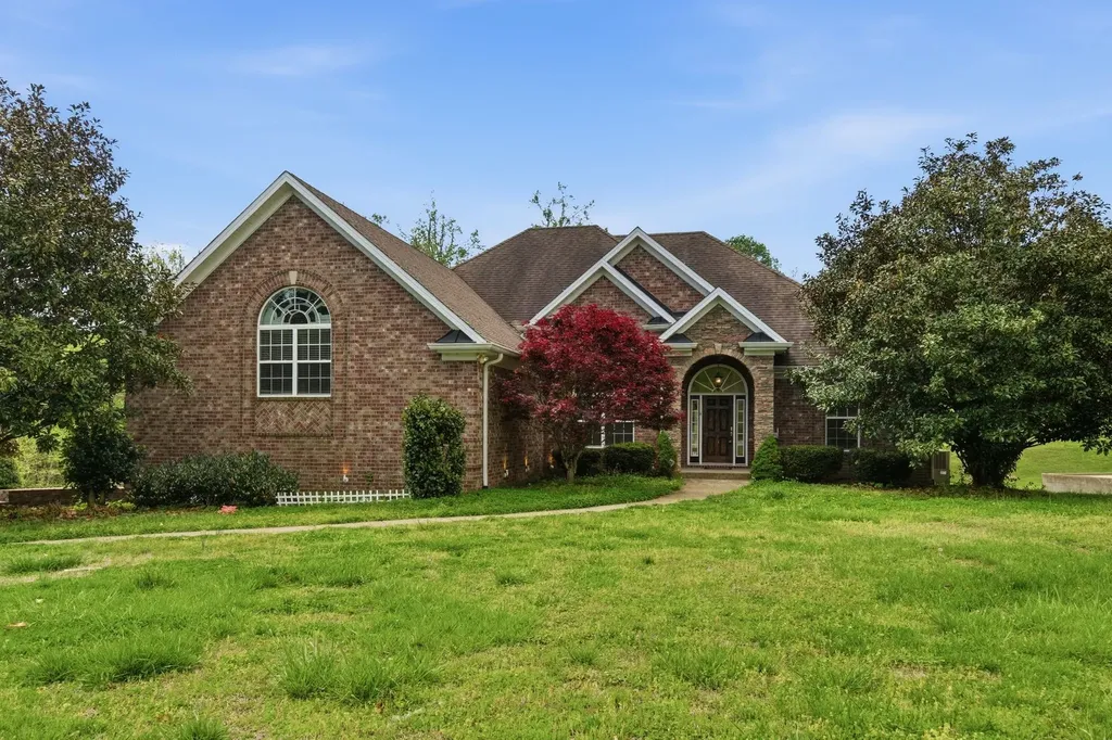 1024 Sweet Oak Ridge Hendersonville TN 37075