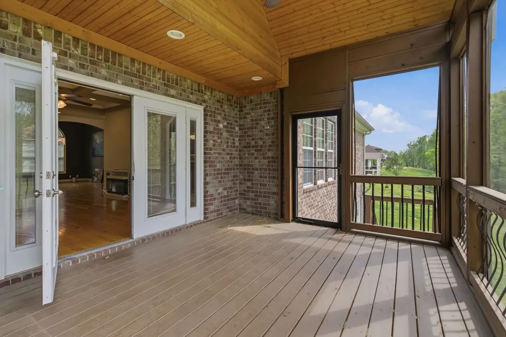 1024 Sweet Oak Ridge Hendersonville TN 37075