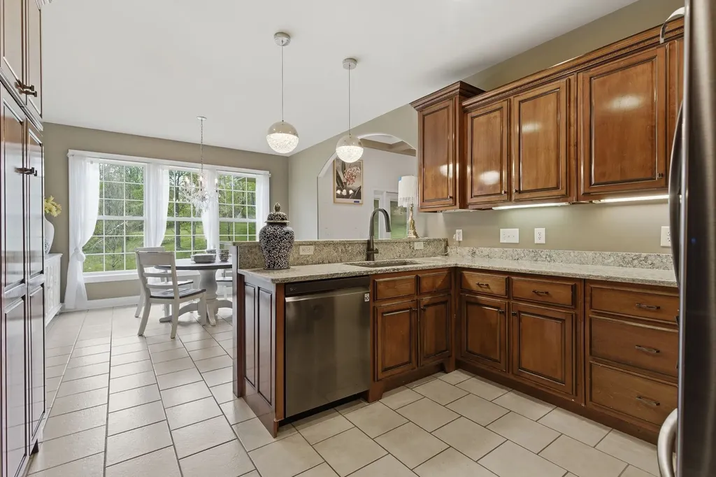 1024 Sweet Oak Ridge Hendersonville TN 37075