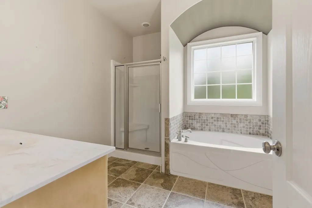 1024 Sweet Oak Ridge Hendersonville TN 37075