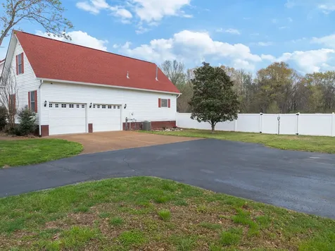 6544 Highway 436 Mc Kenzie TN 38201