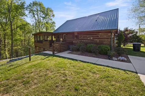 201 Bell Memorial Drive Estill Springs TN 37330