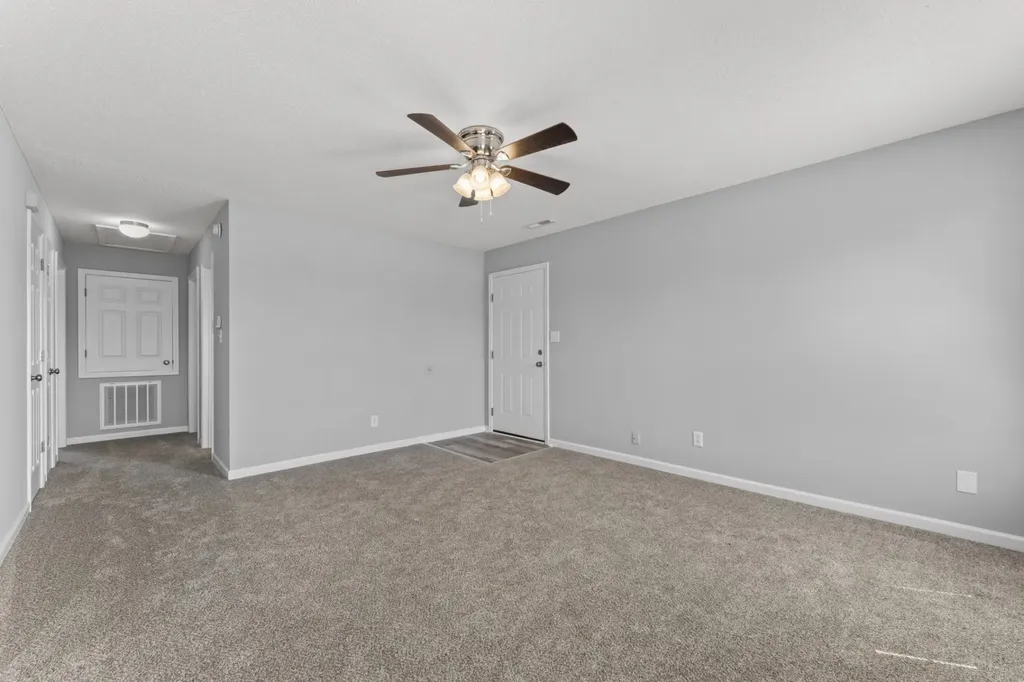 1995 Calumet Drive Clarksville TN 37042