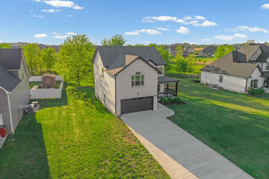 2968 Kirkwood Road Clarksville TN 37043