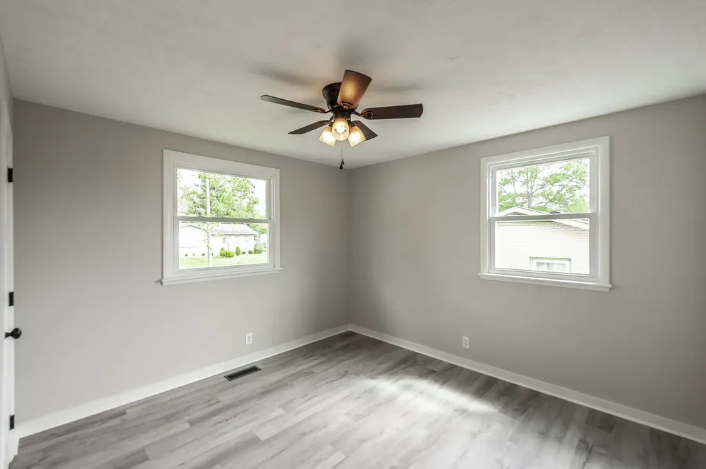 709 Perry Drive Springfield TN 37172