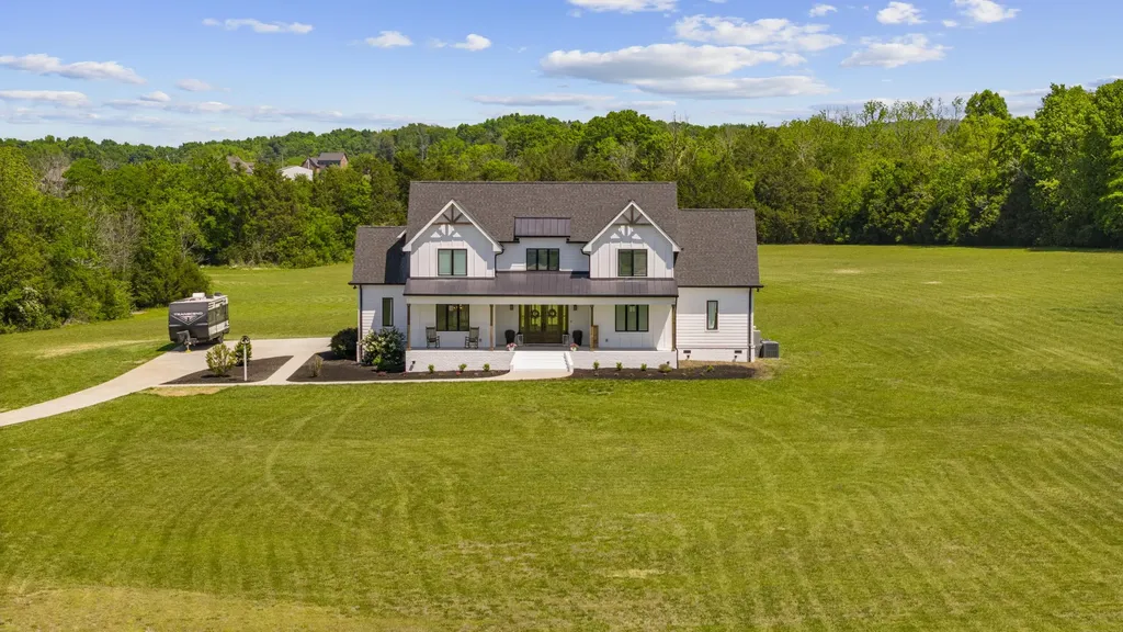 17755 Central Pike Lebanon TN 37090