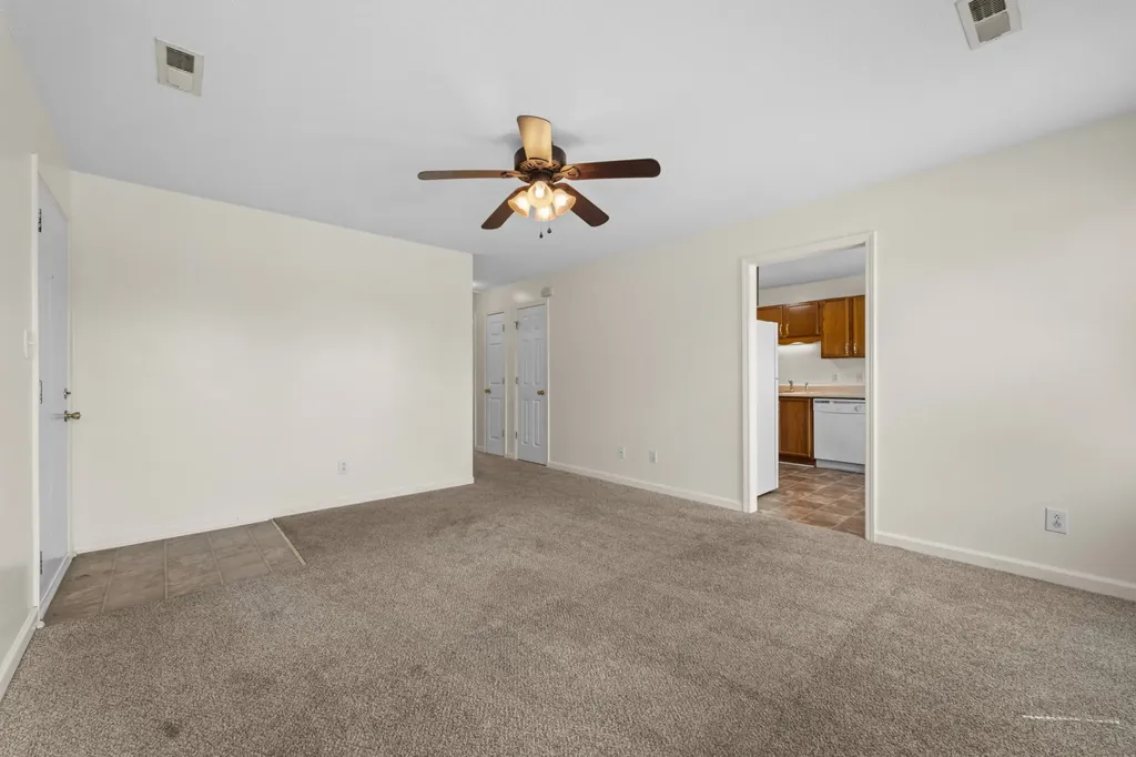 1995 Calumet Drive Clarksville TN 37042
