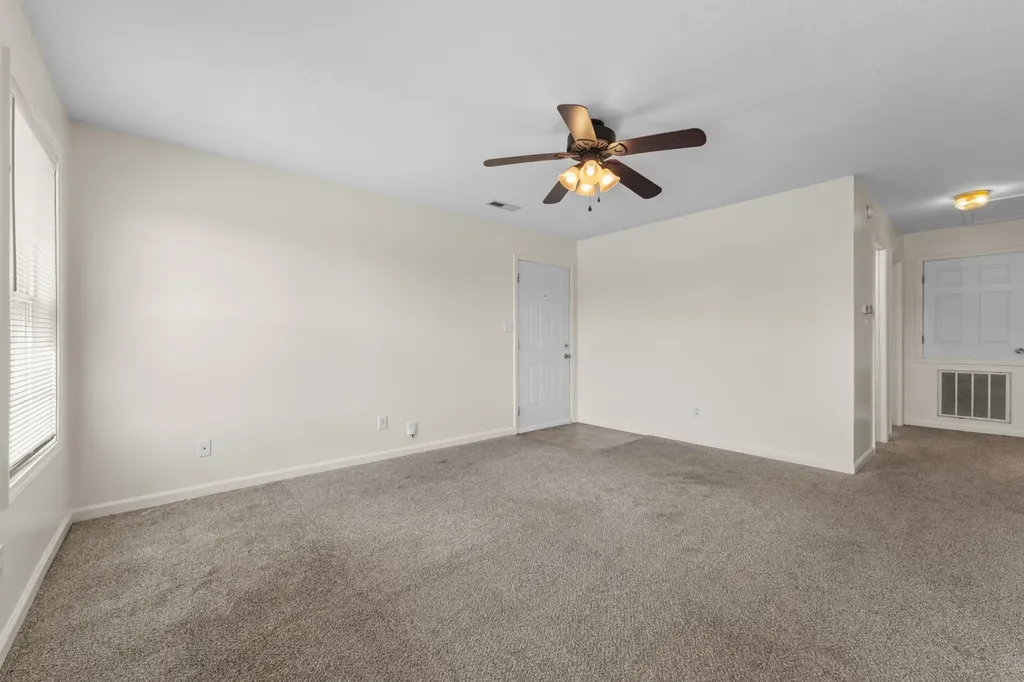 1995 Calumet Drive Clarksville TN 37042