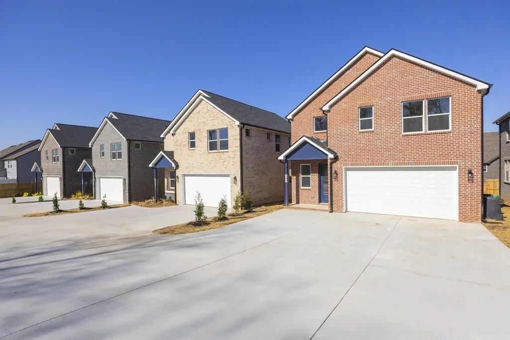 443 Sandhill Road La Vergne TN 37086
