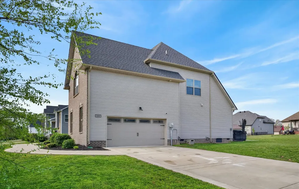 100 Hayward Fields Drive Clarksville TN 37043