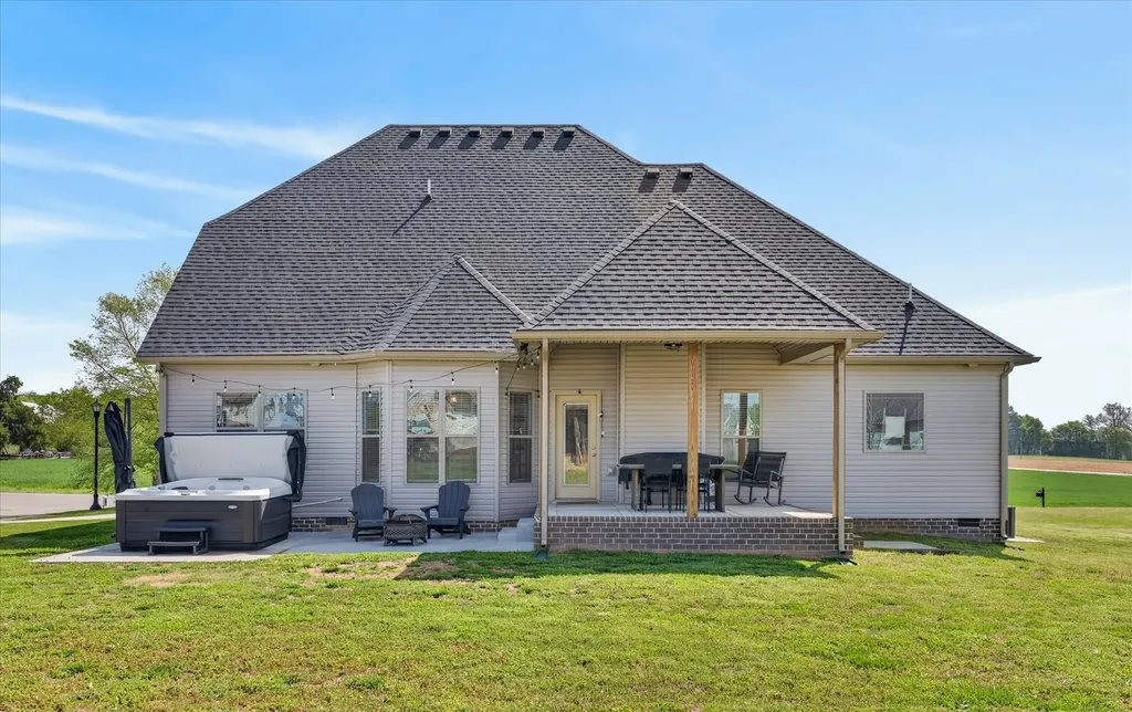 100 Hayward Fields Drive Clarksville TN 37043