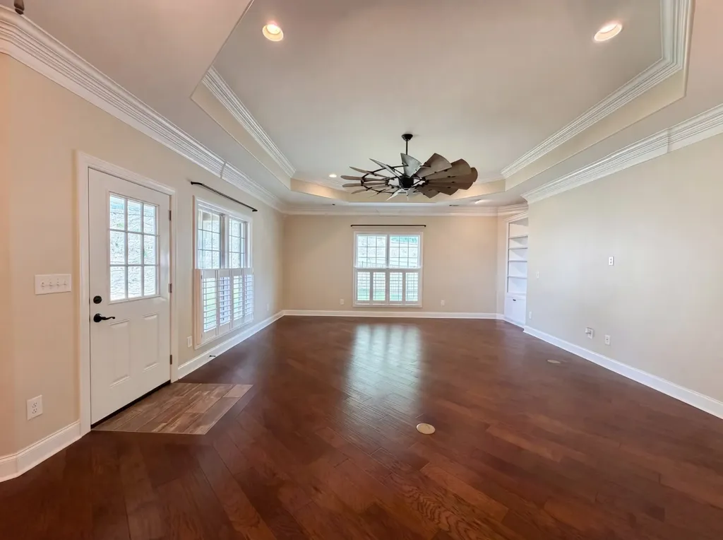 7009 Whisperwood Avenue Spring Hill TN 37174