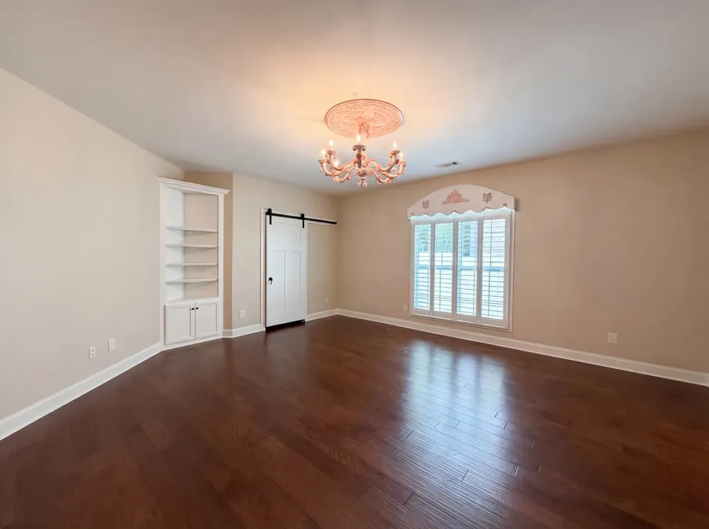 7009 Whisperwood Avenue Spring Hill TN 37174