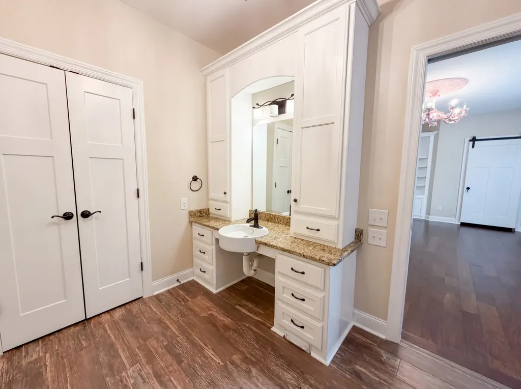 7009 Whisperwood Avenue Spring Hill TN 37174