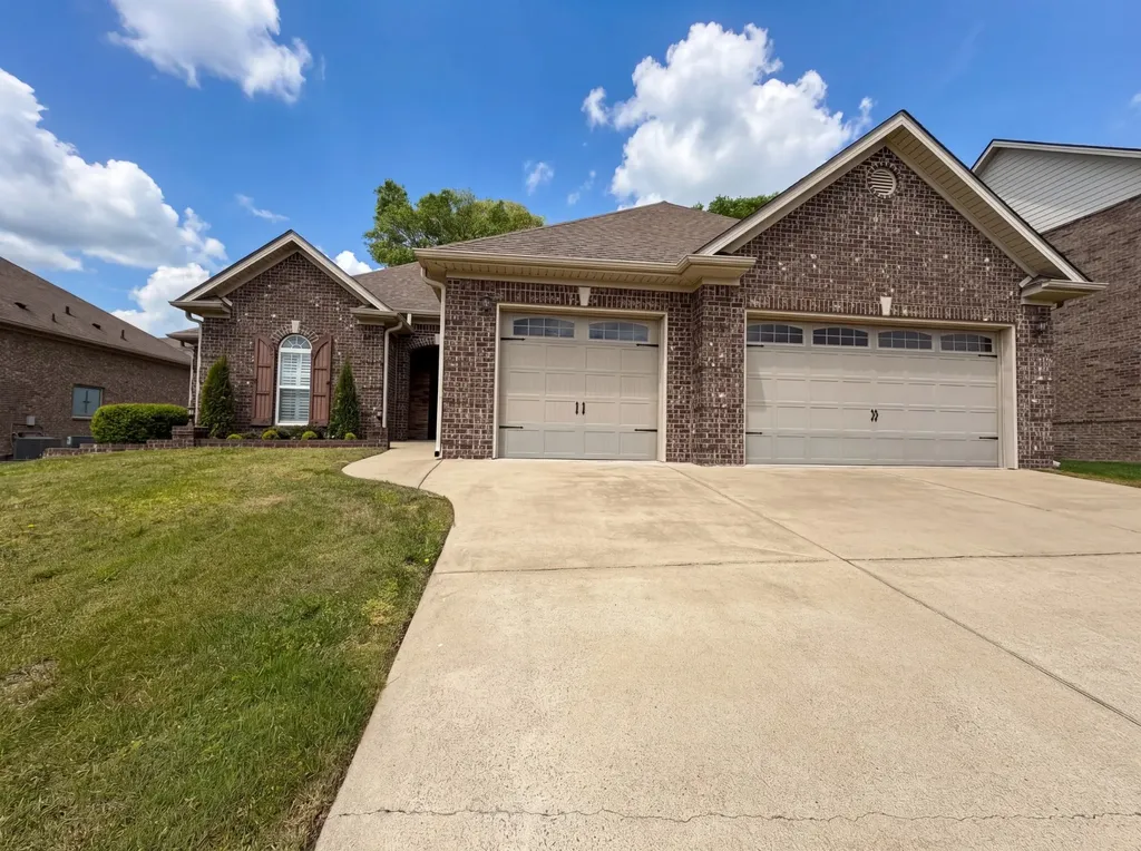 7009 Whisperwood Avenue Spring Hill TN 37174
