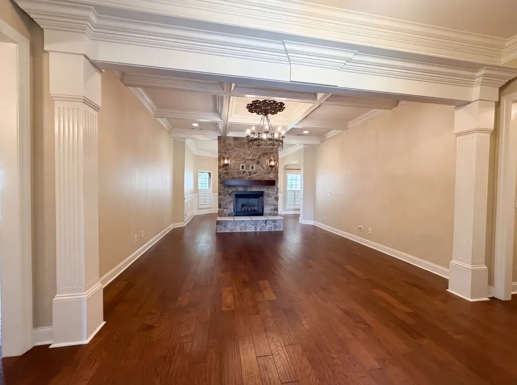7009 Whisperwood Avenue Spring Hill TN 37174