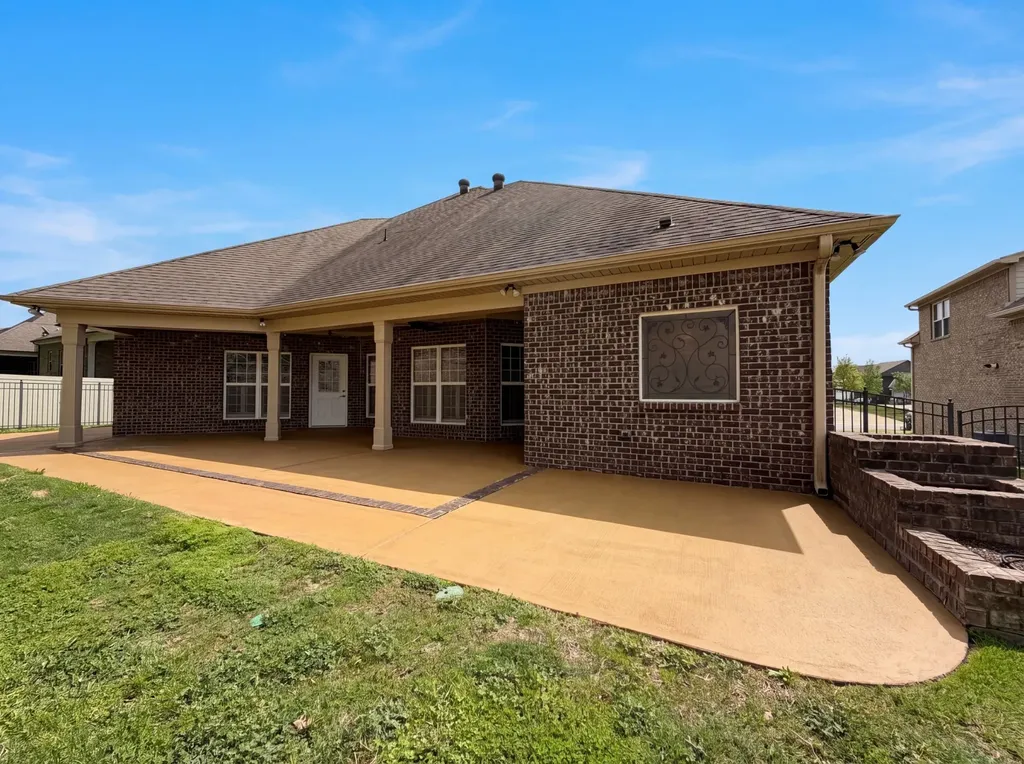 7009 Whisperwood Avenue Spring Hill TN 37174