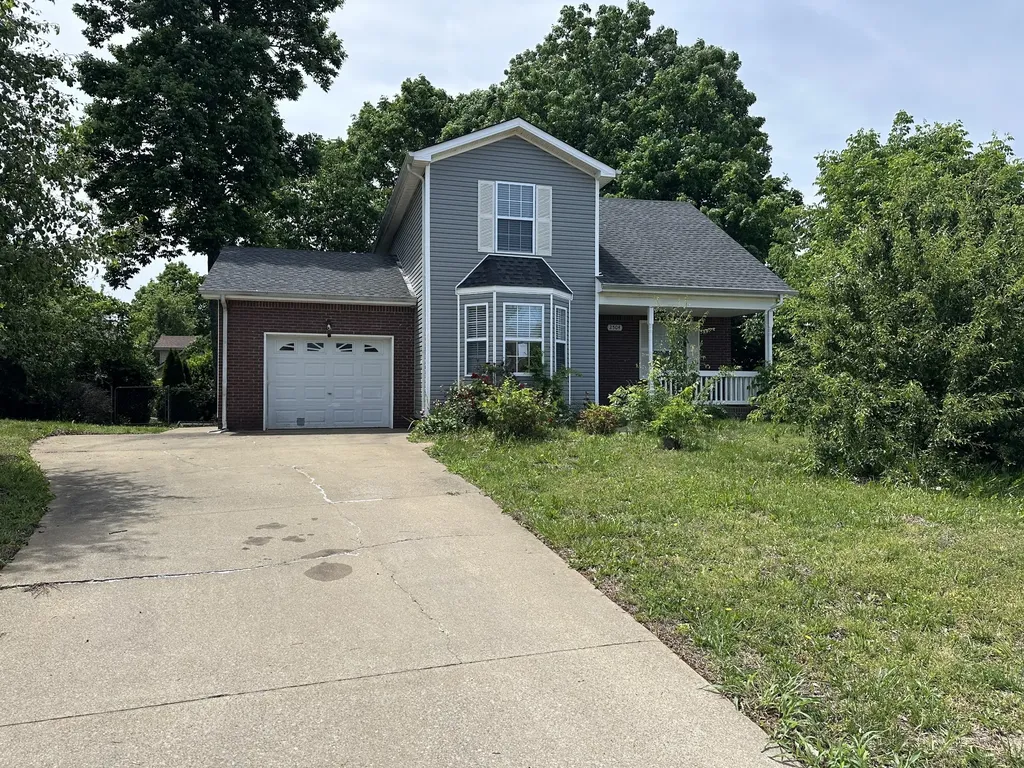 2504 Rafiki Drive Clarksville TN 37042