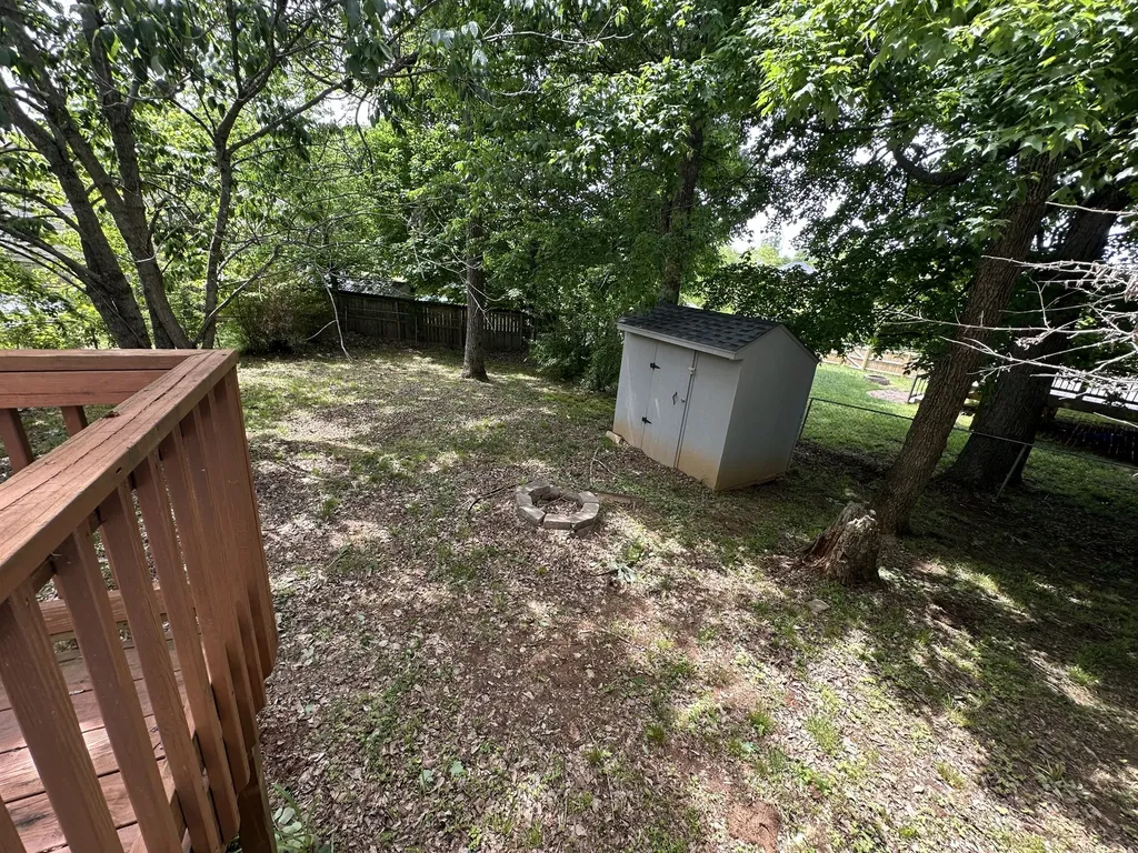 2504 Rafiki Drive Clarksville TN 37042