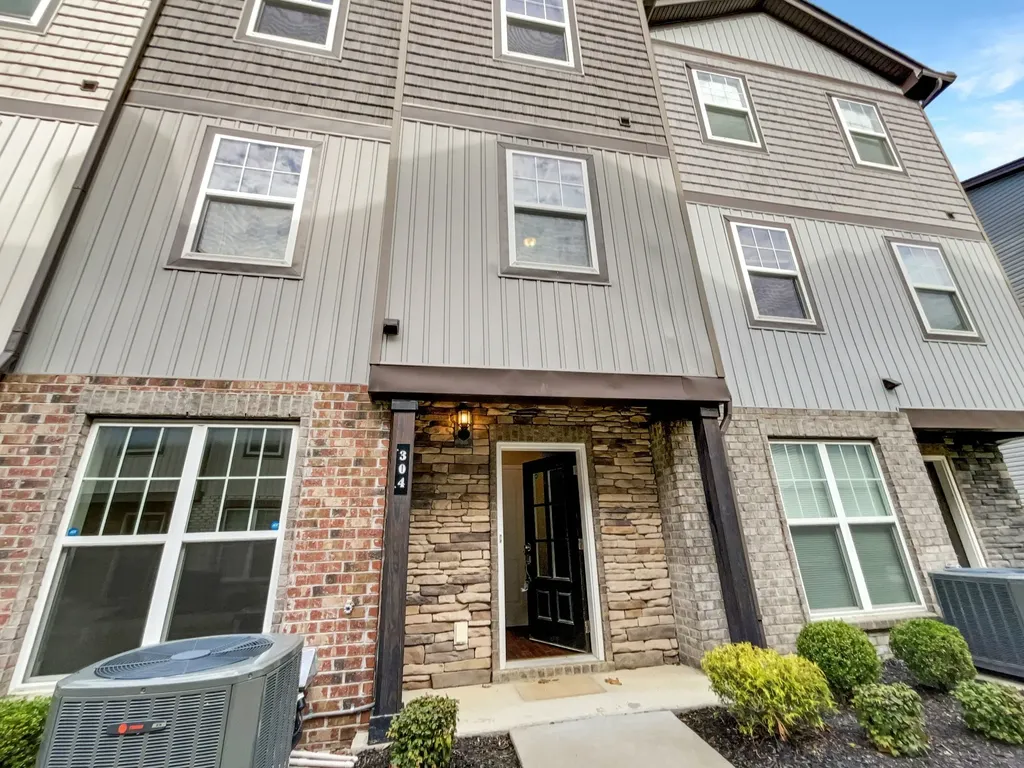 304 Negri Ct, NE La Vergne TN 37086