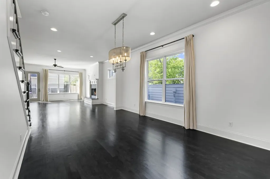 2109A 11th Ave, S Nashville TN 37204