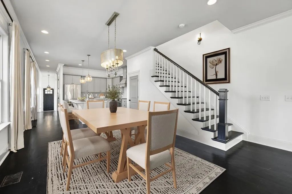 2109A 11th Ave, S Nashville TN 37204
