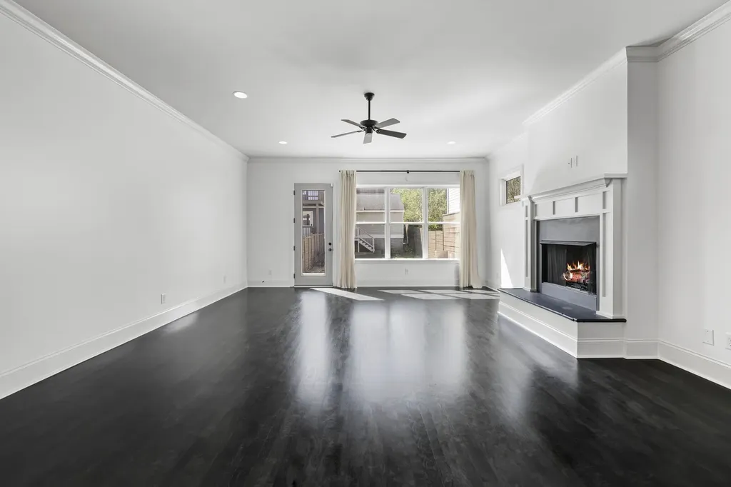 2109A 11th Ave, S Nashville TN 37204