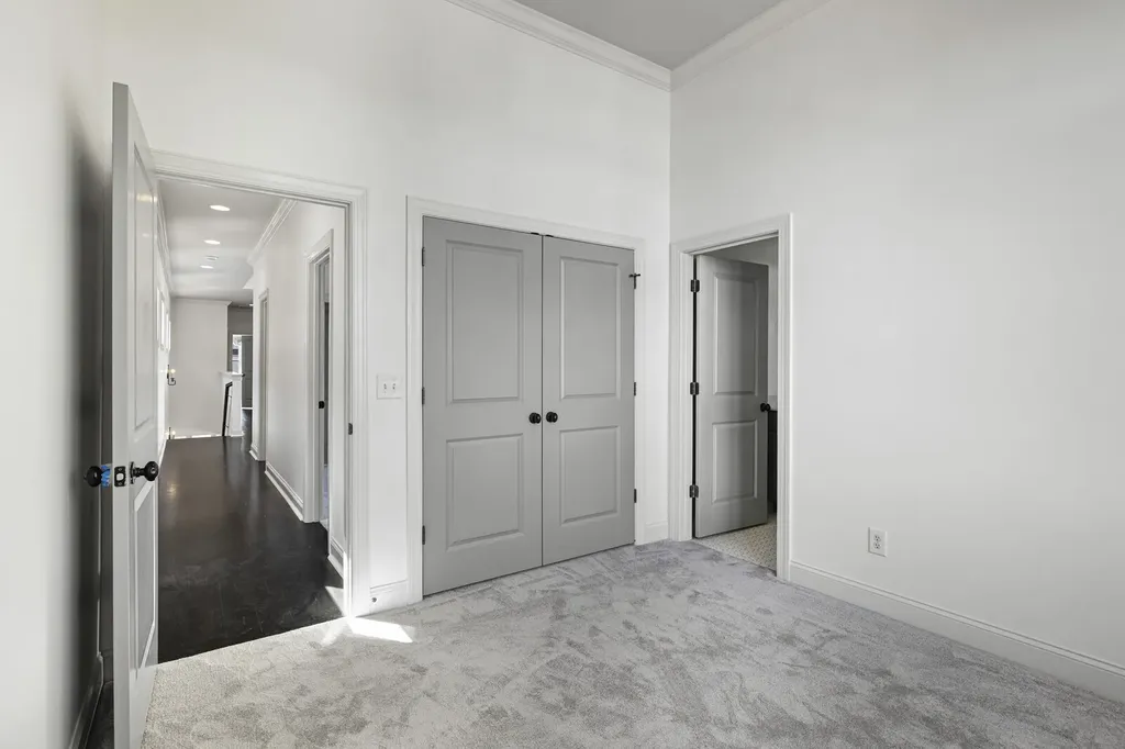 2109A 11th Ave, S Nashville TN 37204