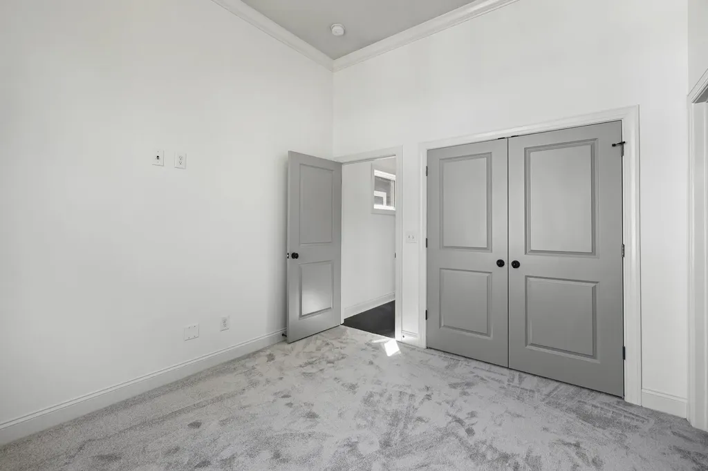 2109A 11th Ave, S Nashville TN 37204