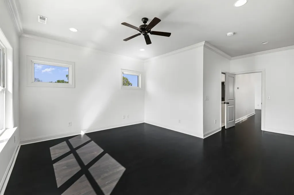 2109A 11th Ave, S Nashville TN 37204