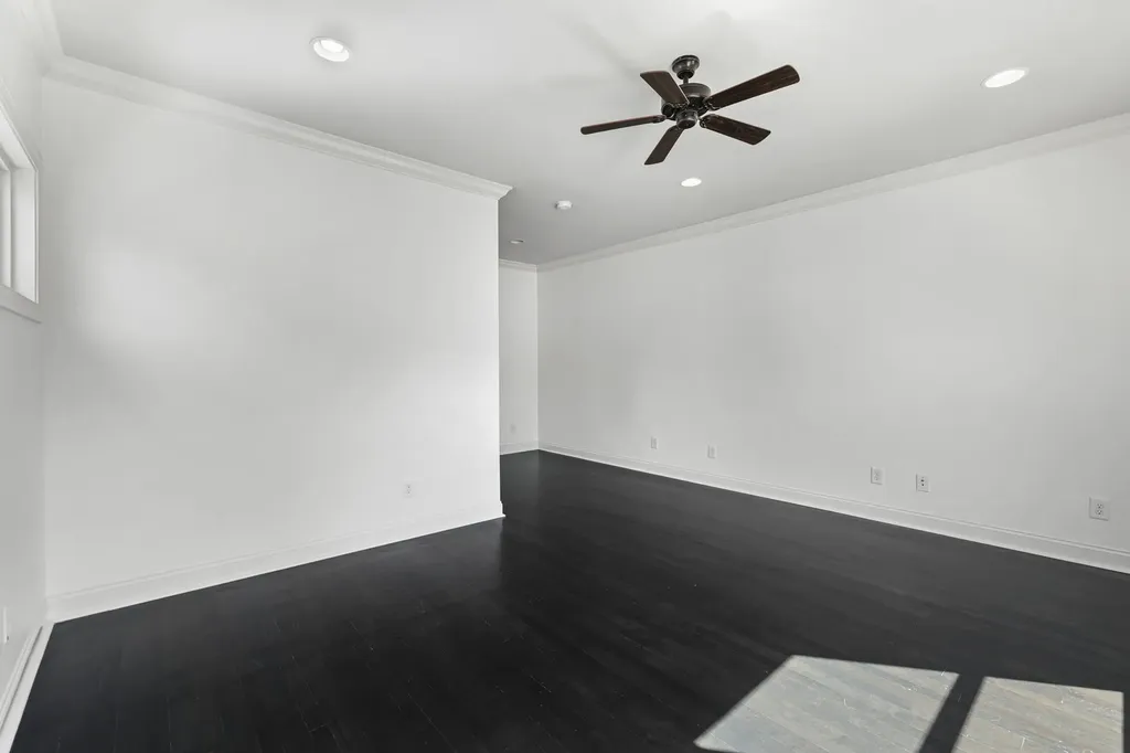 2109A 11th Ave, S Nashville TN 37204
