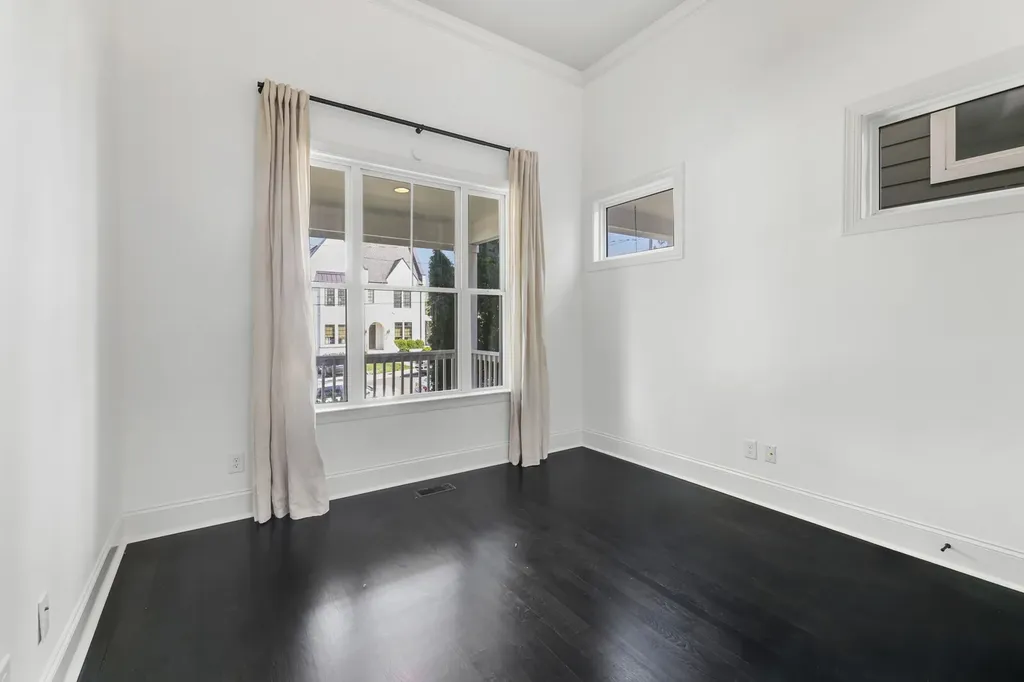 2109A 11th Ave, S Nashville TN 37204